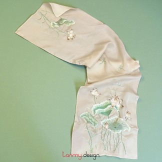 Khăn lụa 2 mặt kem thêu tay hoa sen 55*200 cm- Các mẫu